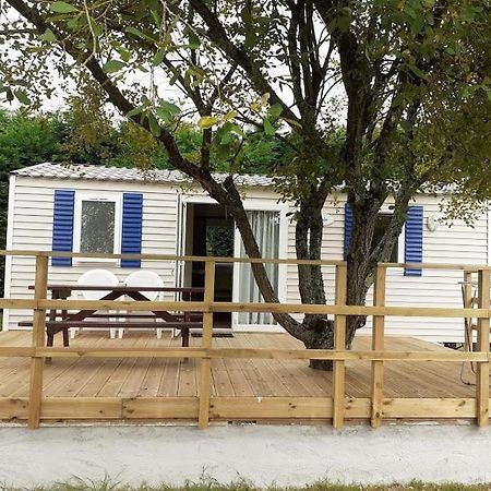Les Mobile Home De Kerroyal Garlan Bagian luar foto
